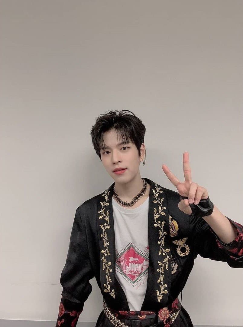 金昇玟出品 圖多文應該算長）Stray Kids 金昇玟生日文🐶 🎂🥑JYP家0922生日
