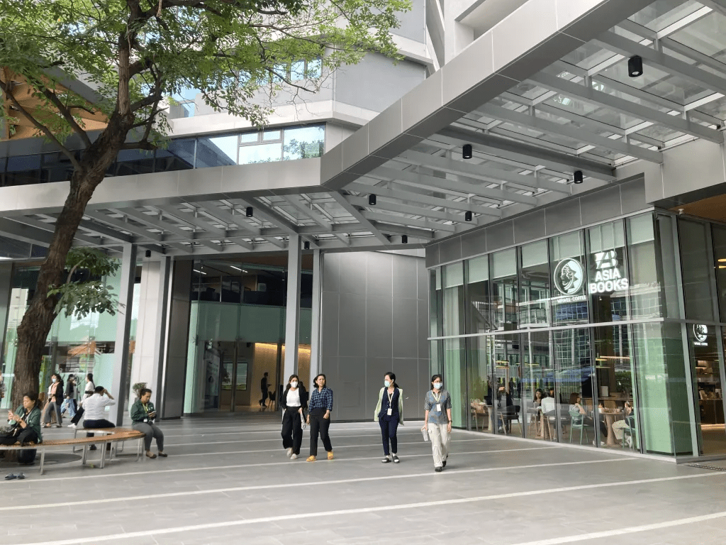 #正職 新鮮人找工作|從交換生到錄取泰國企業儲備幹部的求職攻略與農院前進泰國 4 個建議 - 海外工作板 | Dcard