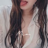 Mia.