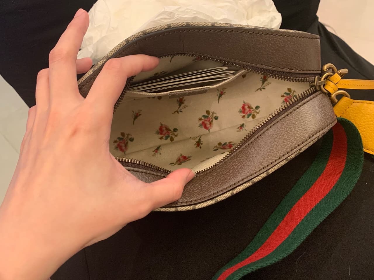 開箱gucci Supremeophidia 虎頭相機包男女都適合 精品板 Dcard