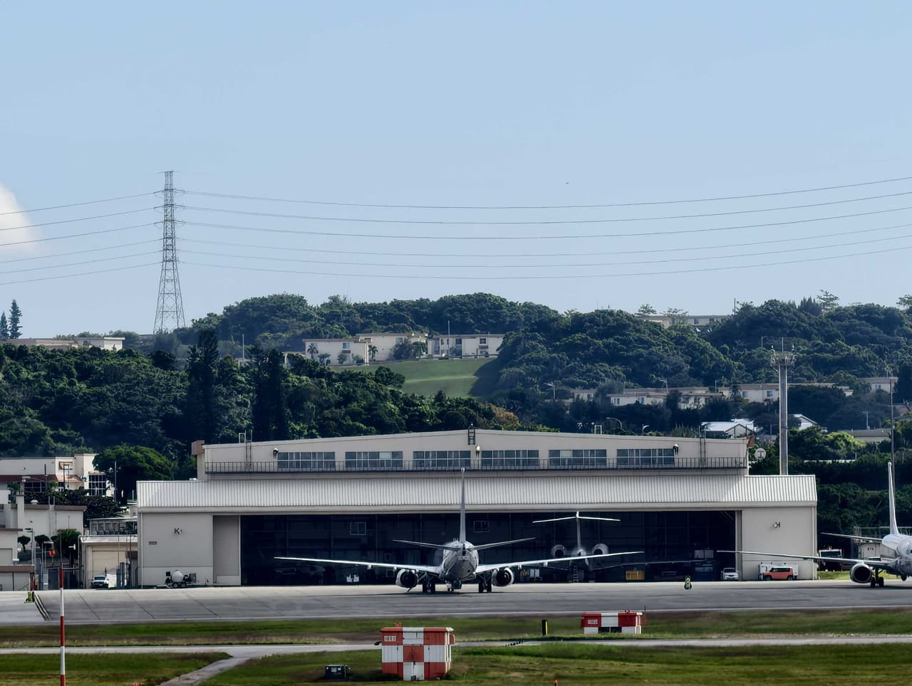 無聊跑去沖繩騎機車...feats. vivo X300 Pro 無聊跑去沖繩騎機車...feats. vivo X300 Pro