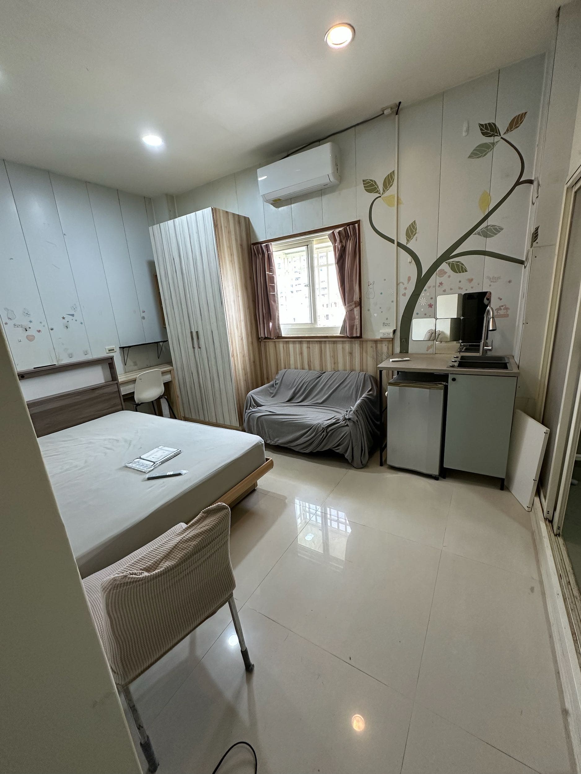 #招租 出租台中西區近勤美套房 - Image 1