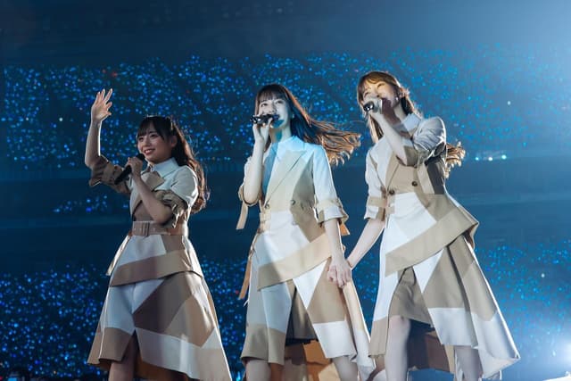 情報日向坂46 7th 「僕なんか」歌唱衣裝- 坂道46板| Dcard