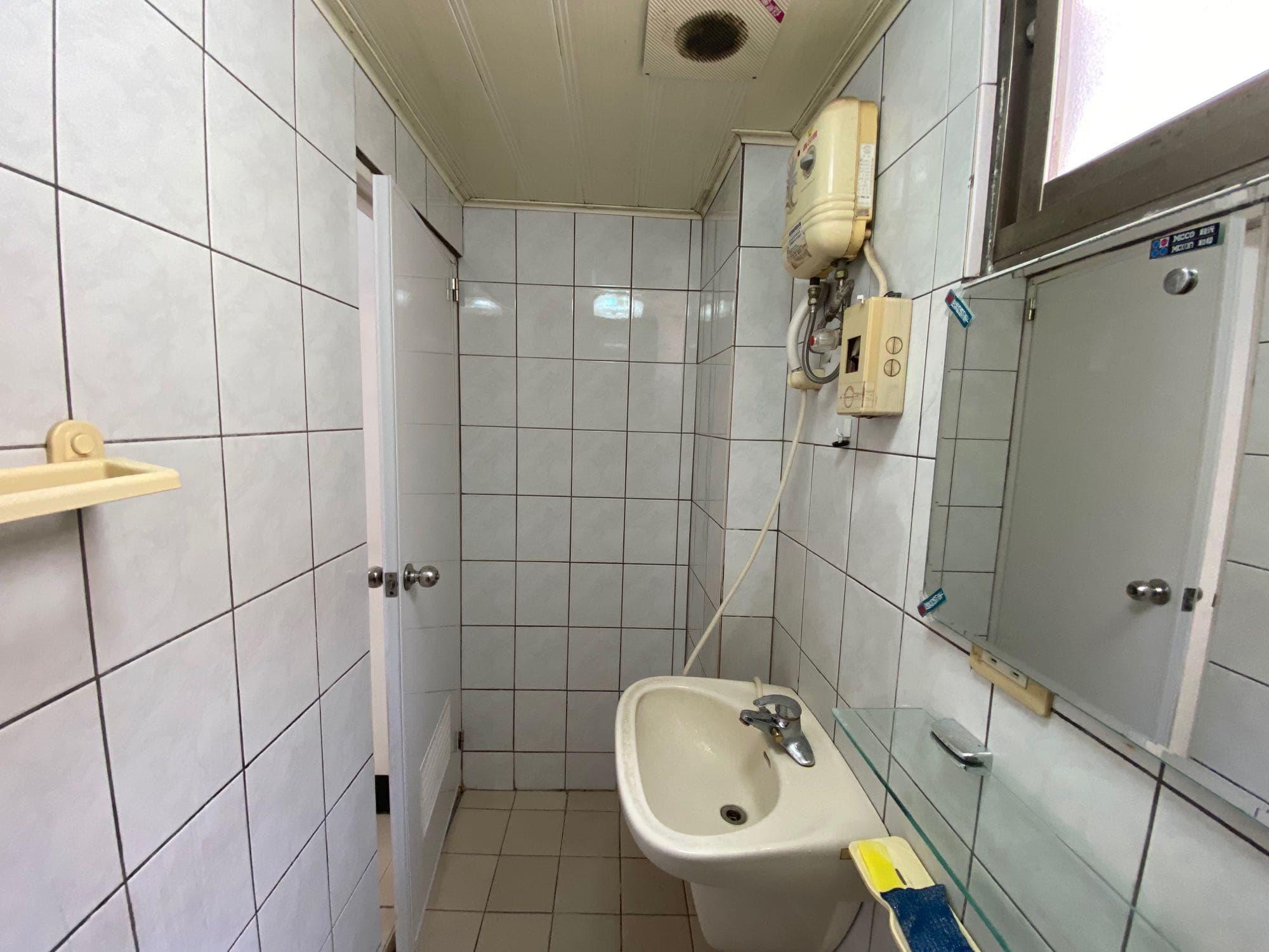 #招租 台中北區套房出租/電費1度3.8元/近中科大，一中商圈/看房免任何費用 - Image 12