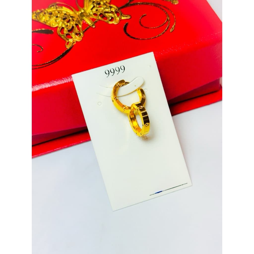 2026黃金耳環推薦】怕過敏又想保值必看！7款Dcard/PTT熱議評比！小資送禮、點睛品/金瑞麟/迎鶴- 彤彤(@hihi123travel) |  Dcard