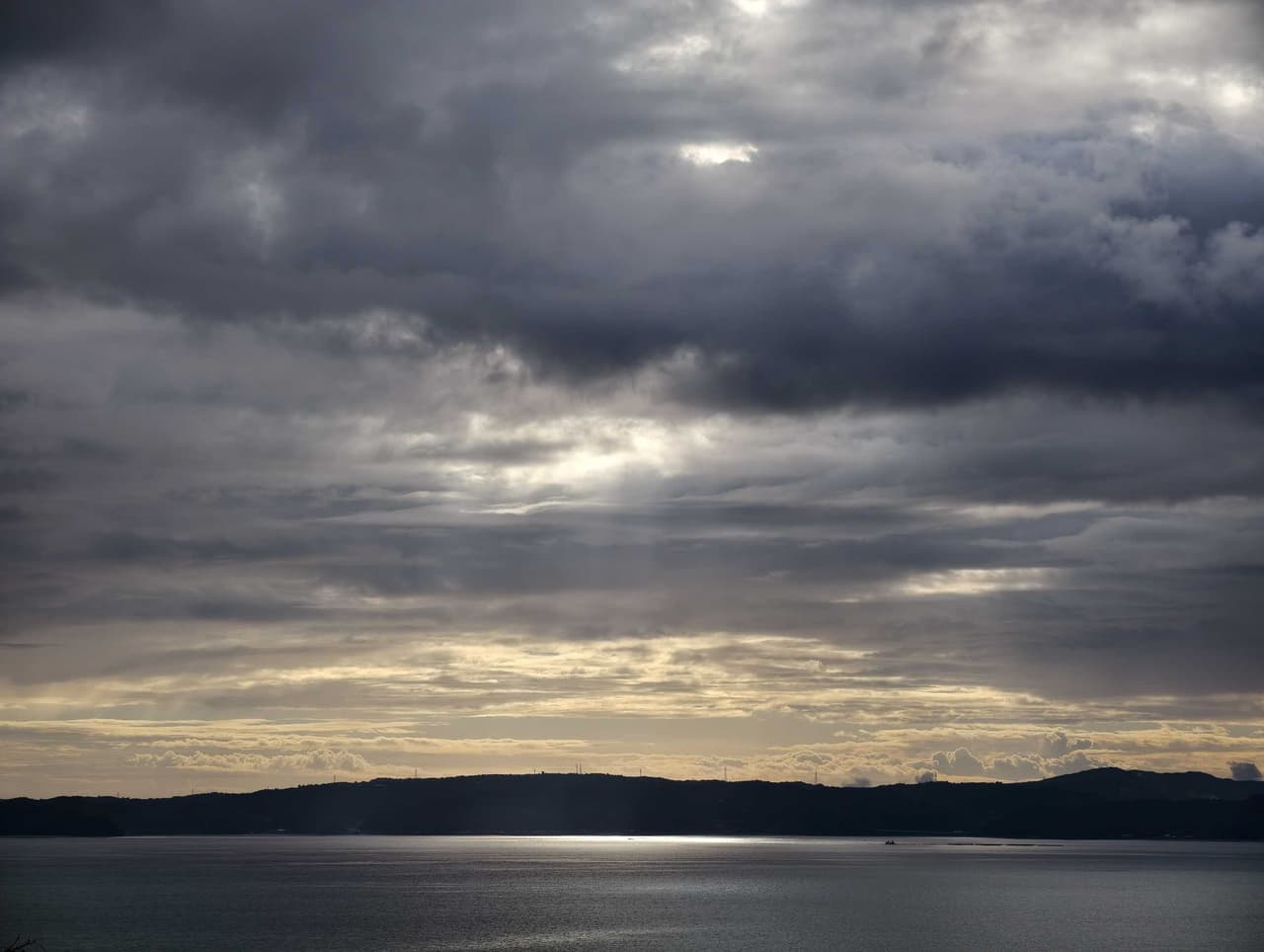 無聊跑去沖繩騎機車...feats. vivo X300 Pro 無聊跑去沖繩騎機車...feats. vivo X300 Pro