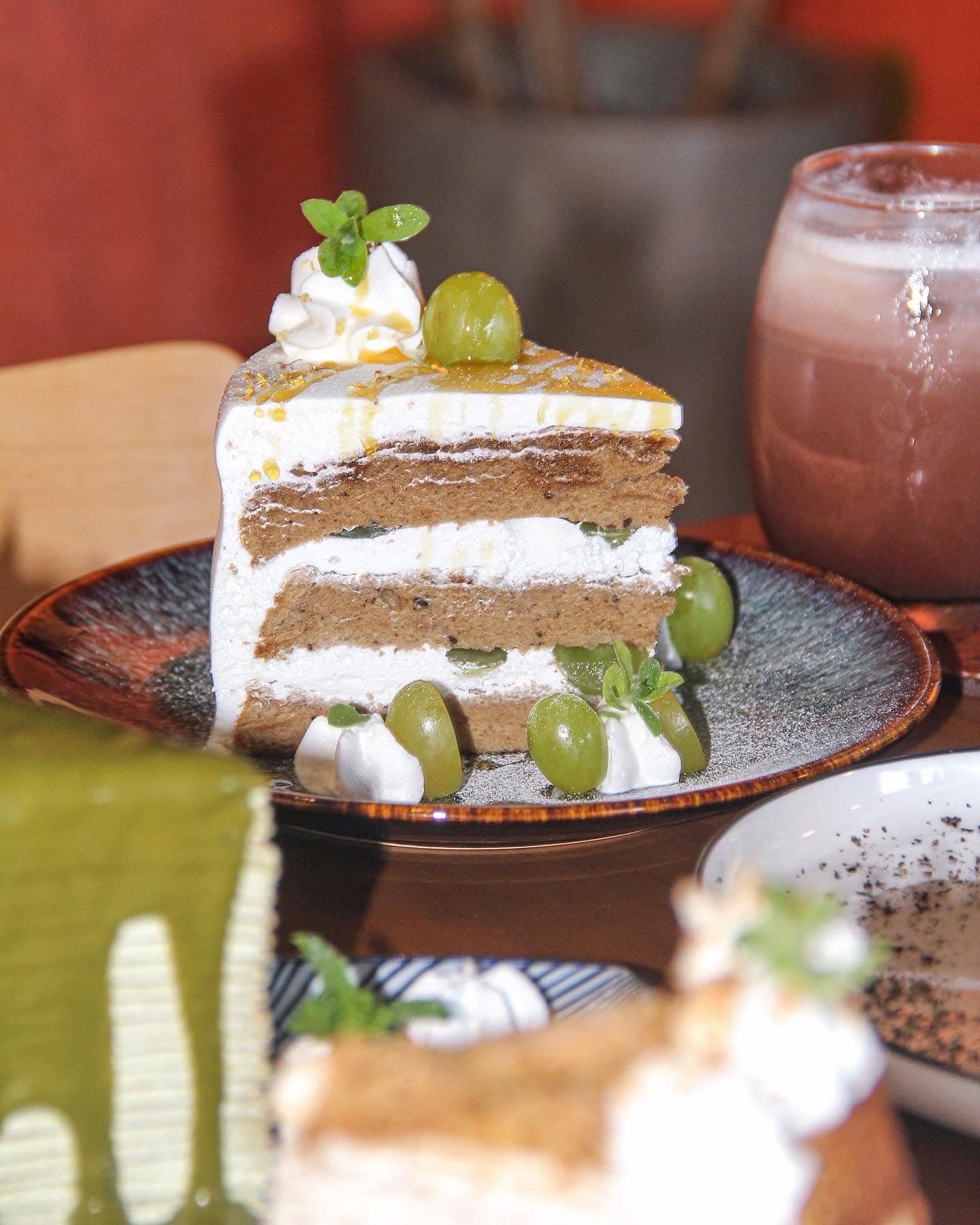 宜蘭咖啡廳必收藏浮誇系千層蛋糕- 美食板| Dcard