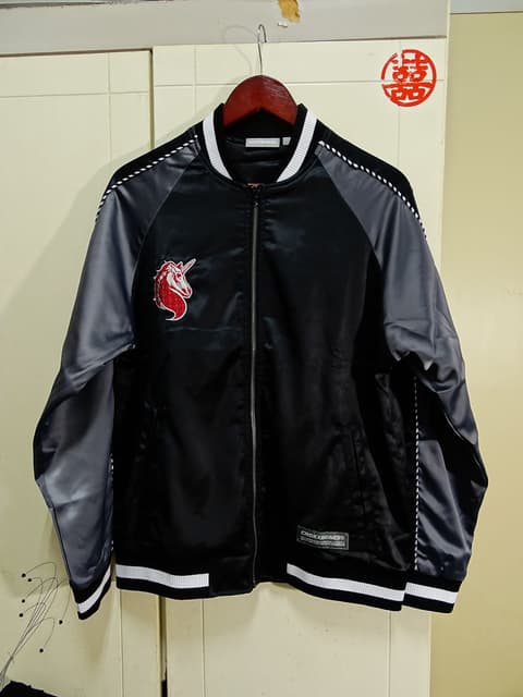 開箱CROXXBONES 花鳥風月教練外套& 橫須賀外套綜合開箱- 五月天板| Dcard