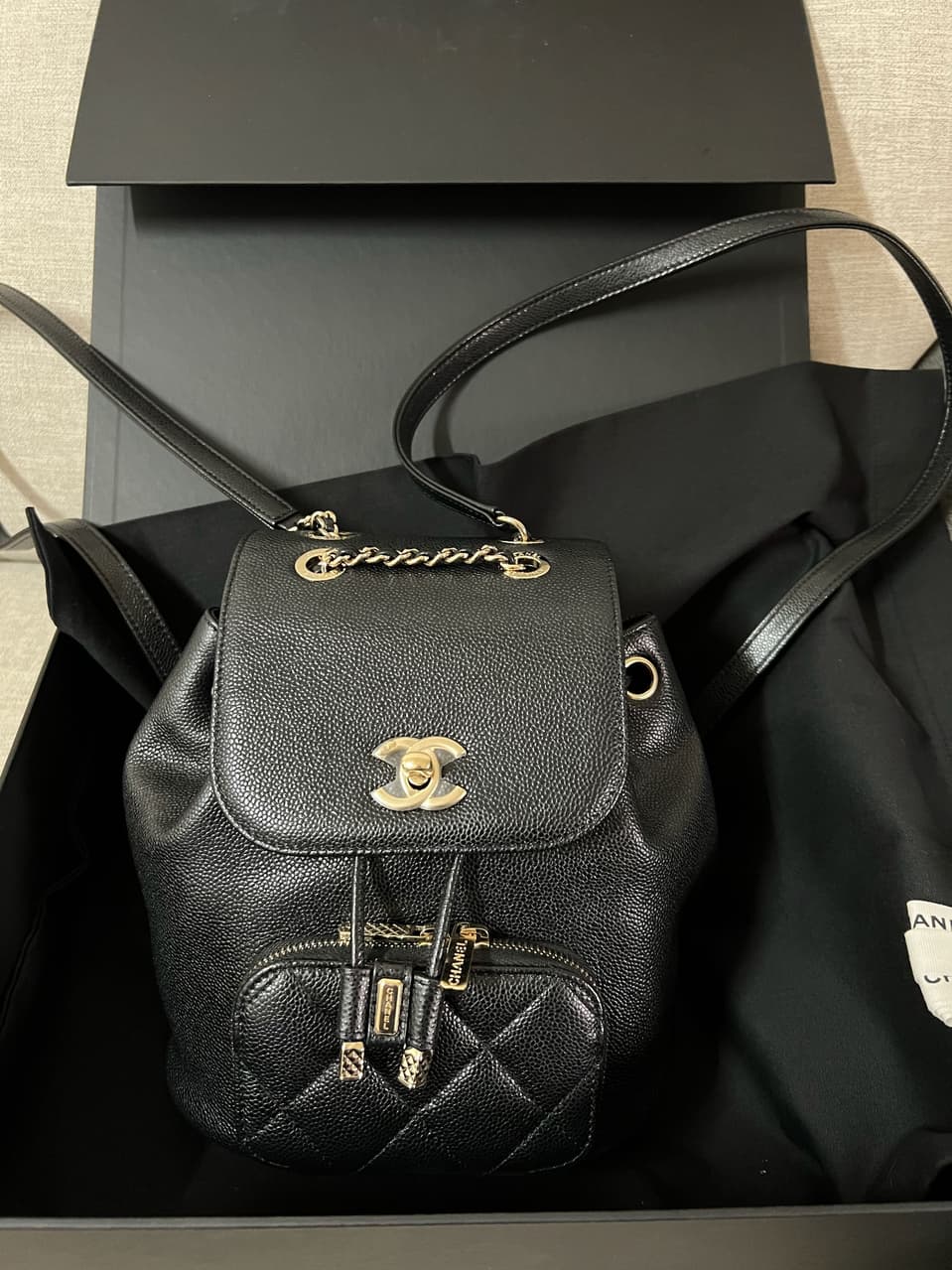#分享 CHANEL Affinity Mini 22b 後背包 - 精品板 | Dcard