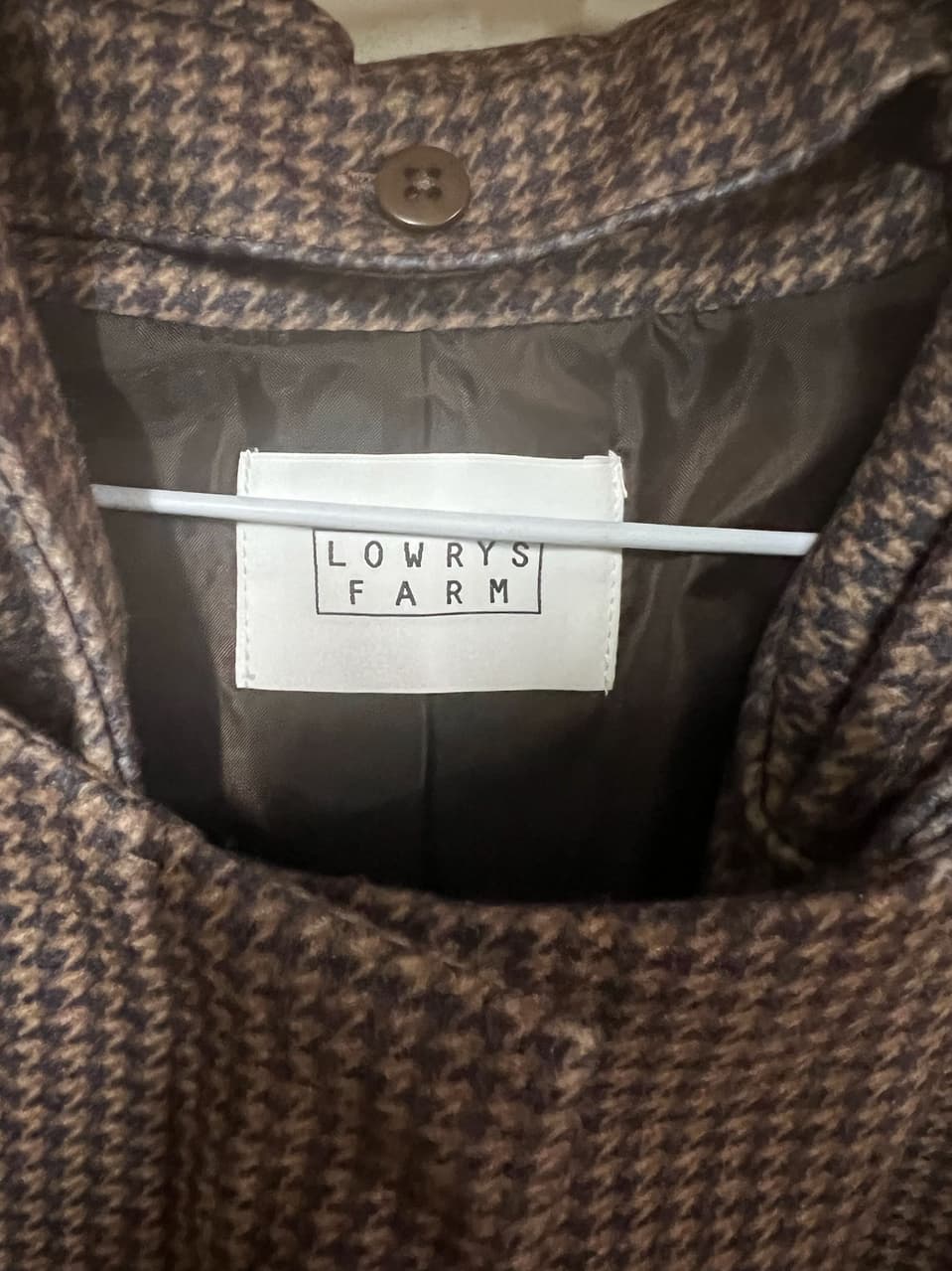 #我要賣 (售出)日牌LOWRYS FARM千鳥格紋長版拉鍊連帽外套(帽子可拆) - 二手交易板 | Dcard