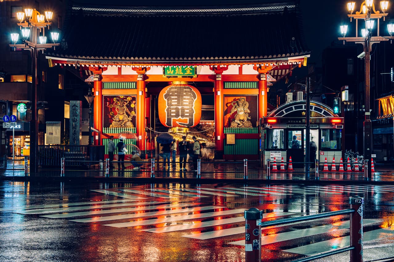 雨天夜晚的淺草 - 日本旅遊板 | Dcard
