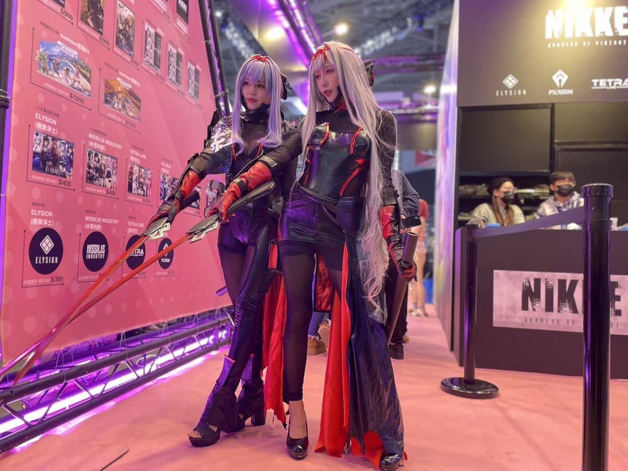 #找人有人知道這兩位女生cos是誰嗎！！ - Cosplay板 | Dcard
