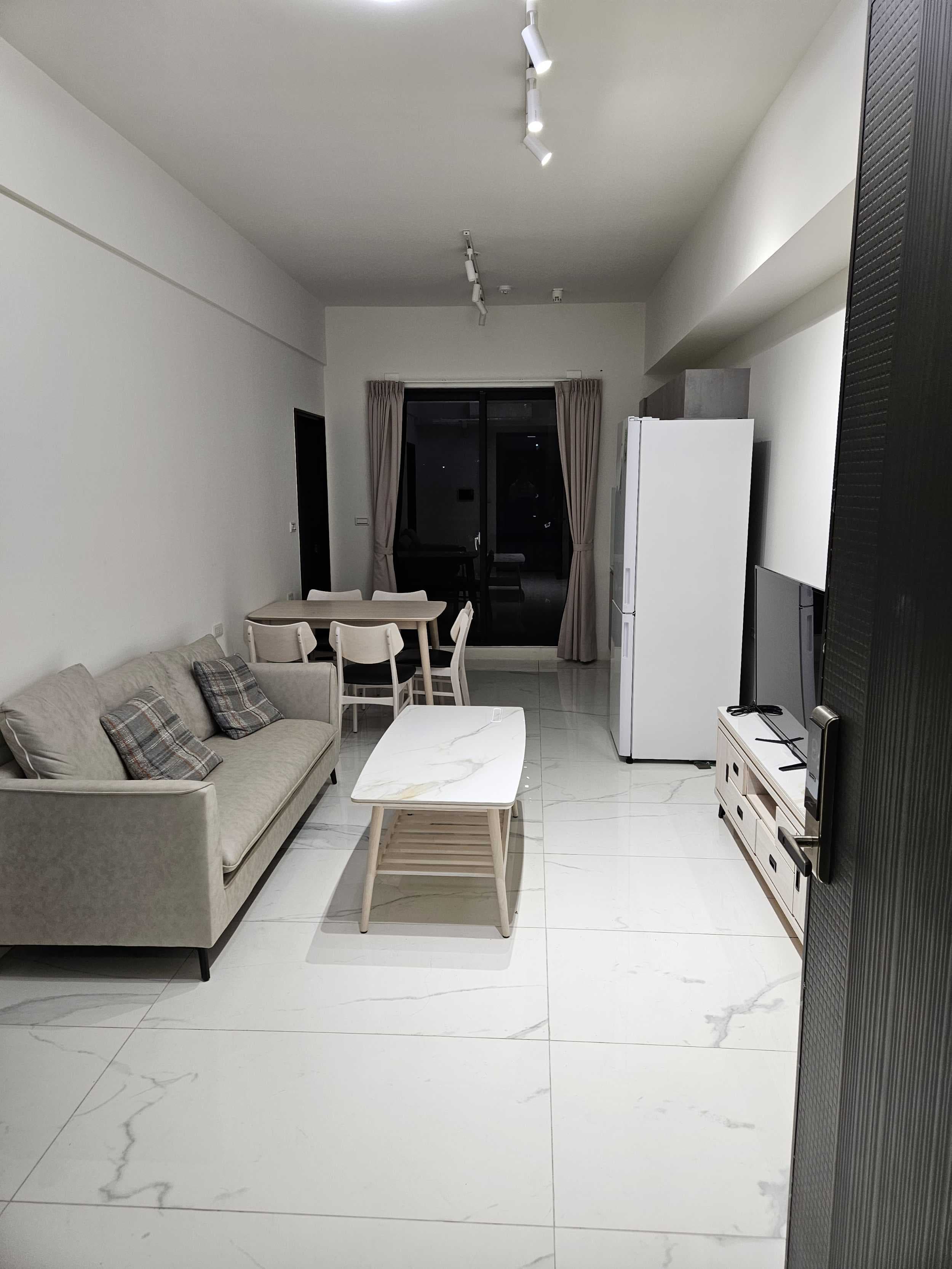 #招租 出租 - Image 1