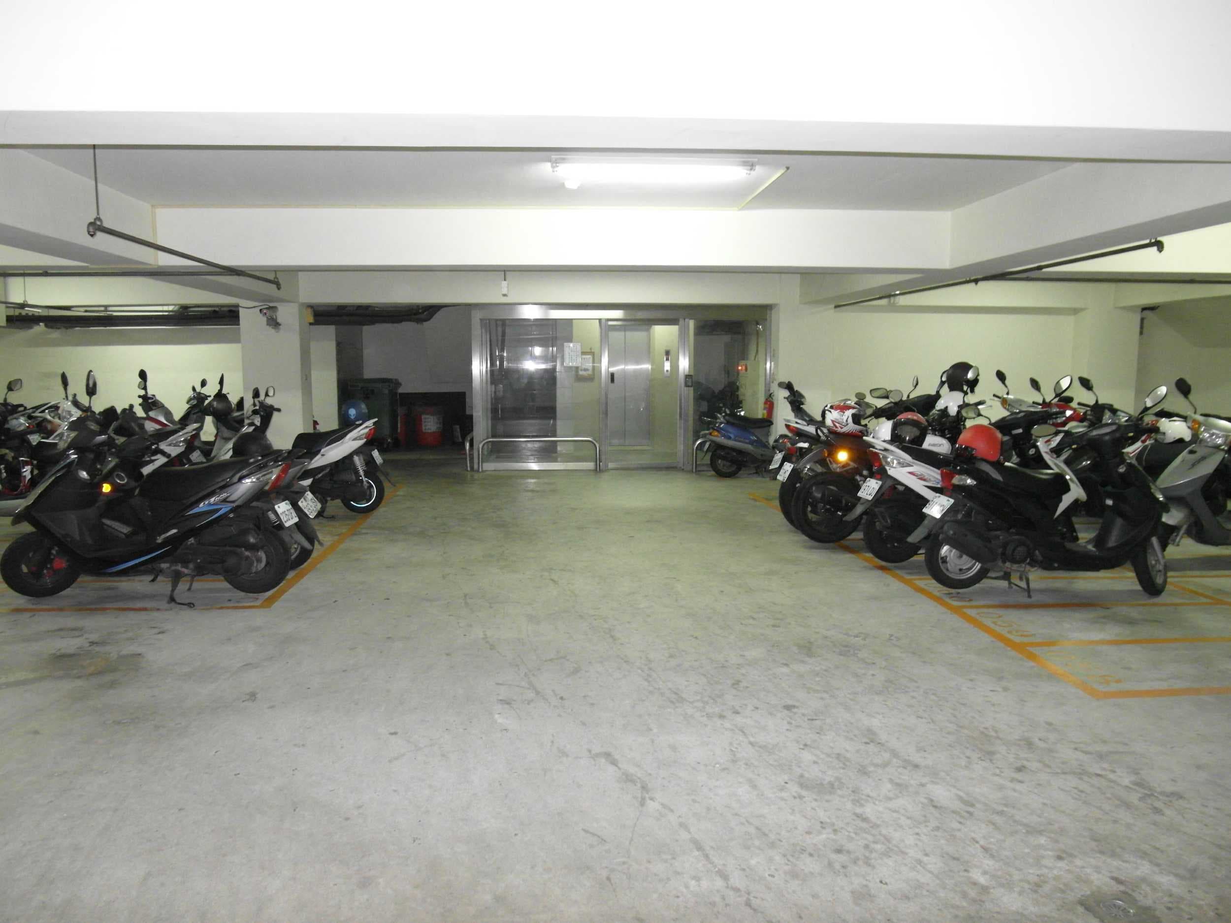 #招租 #招租 轉租 台中東海商圈 限學生 - Image 5