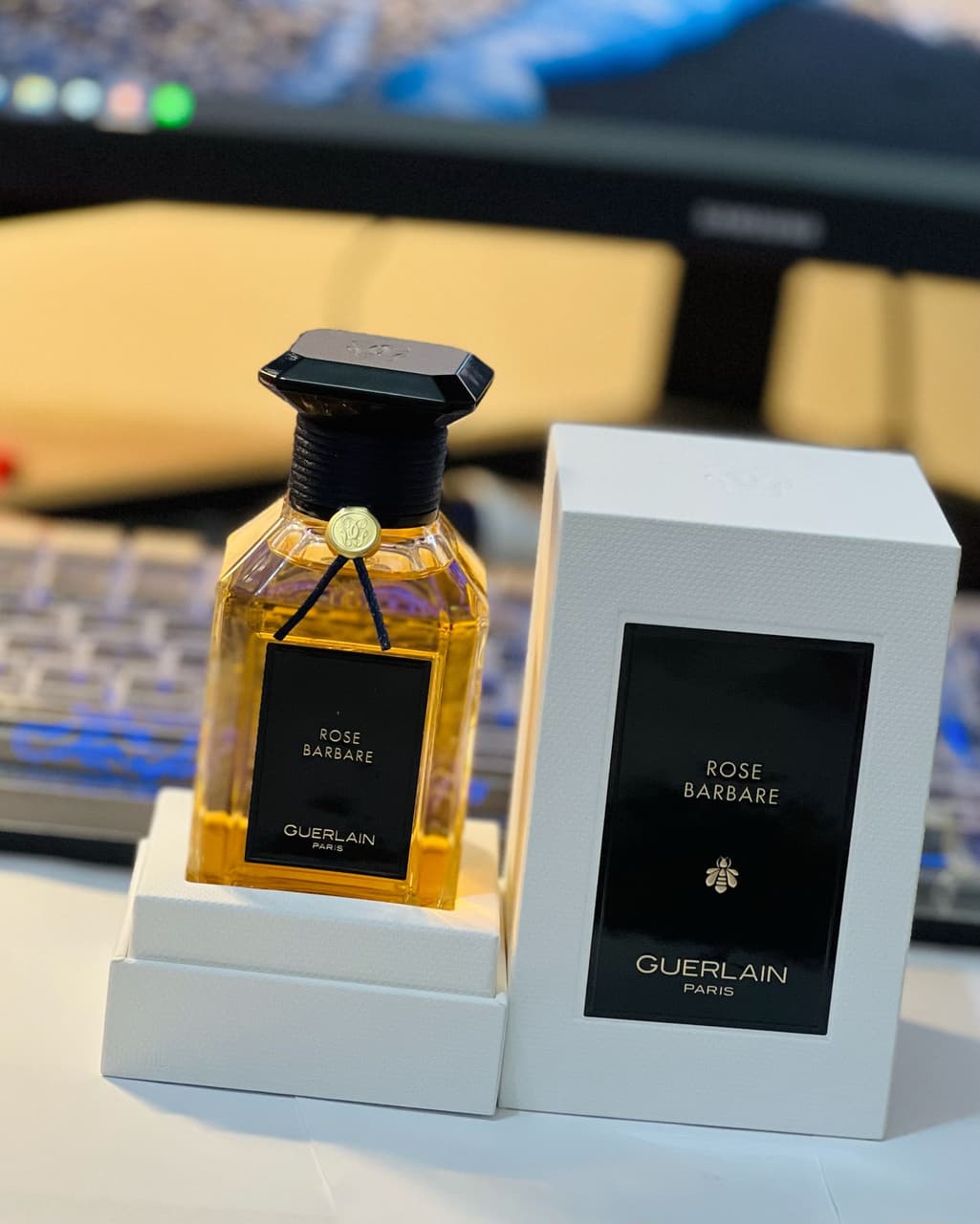 ゲラン　ローズバルバル（オーデパルファン）200mL ラール エ ラ マティエール ⋅ ローズ バルバル - オーデパルファン