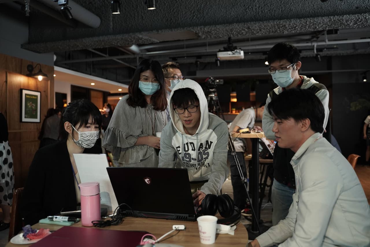 #課程分享—6個月扎實培訓，轉職軟體工程師 - 軟體工程師板 | Dcard
