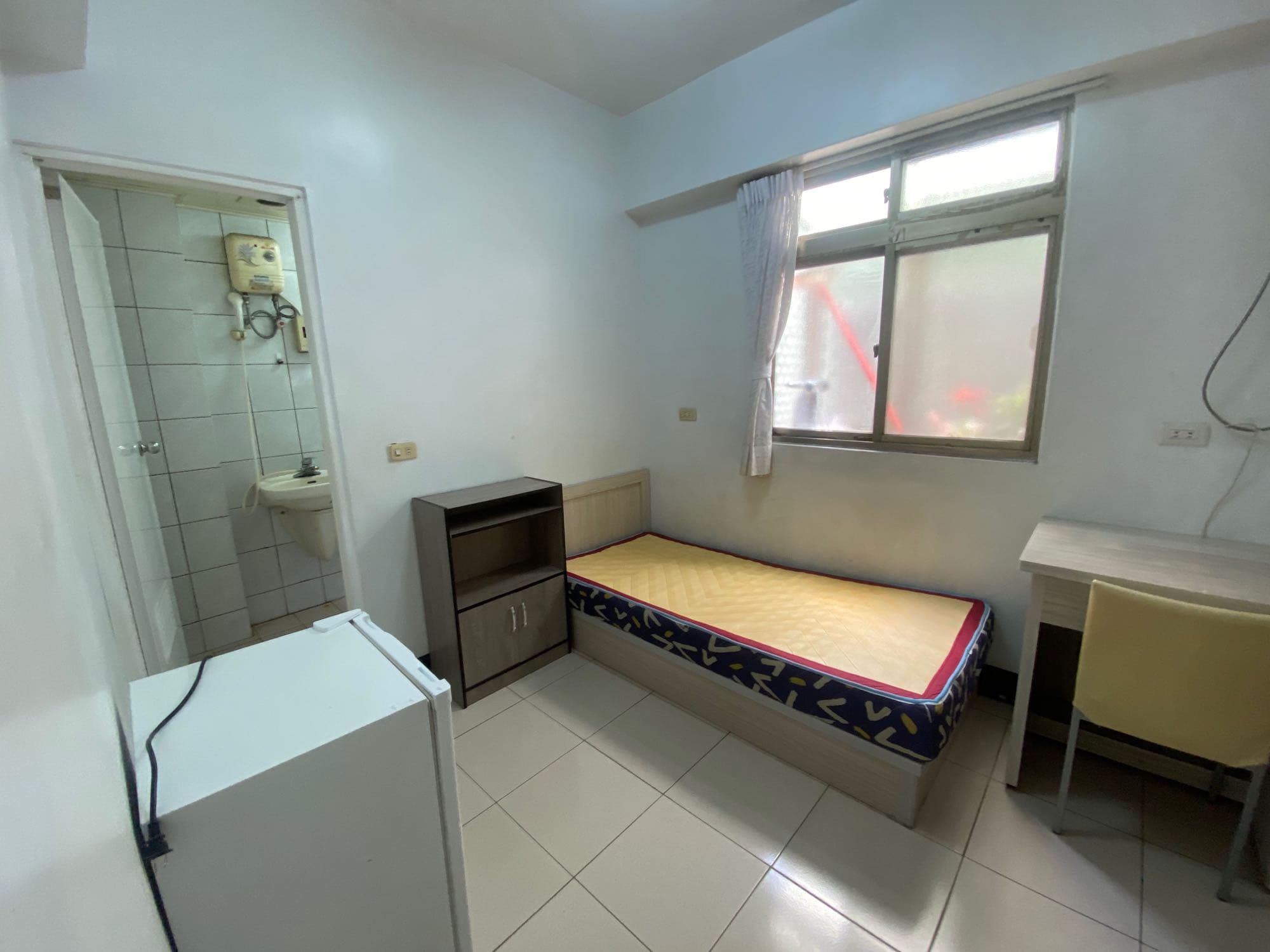 #招租 台中北區套房出租/電費1度3.8元/近中科大，一中商圈/看房免任何費用 - Image 5