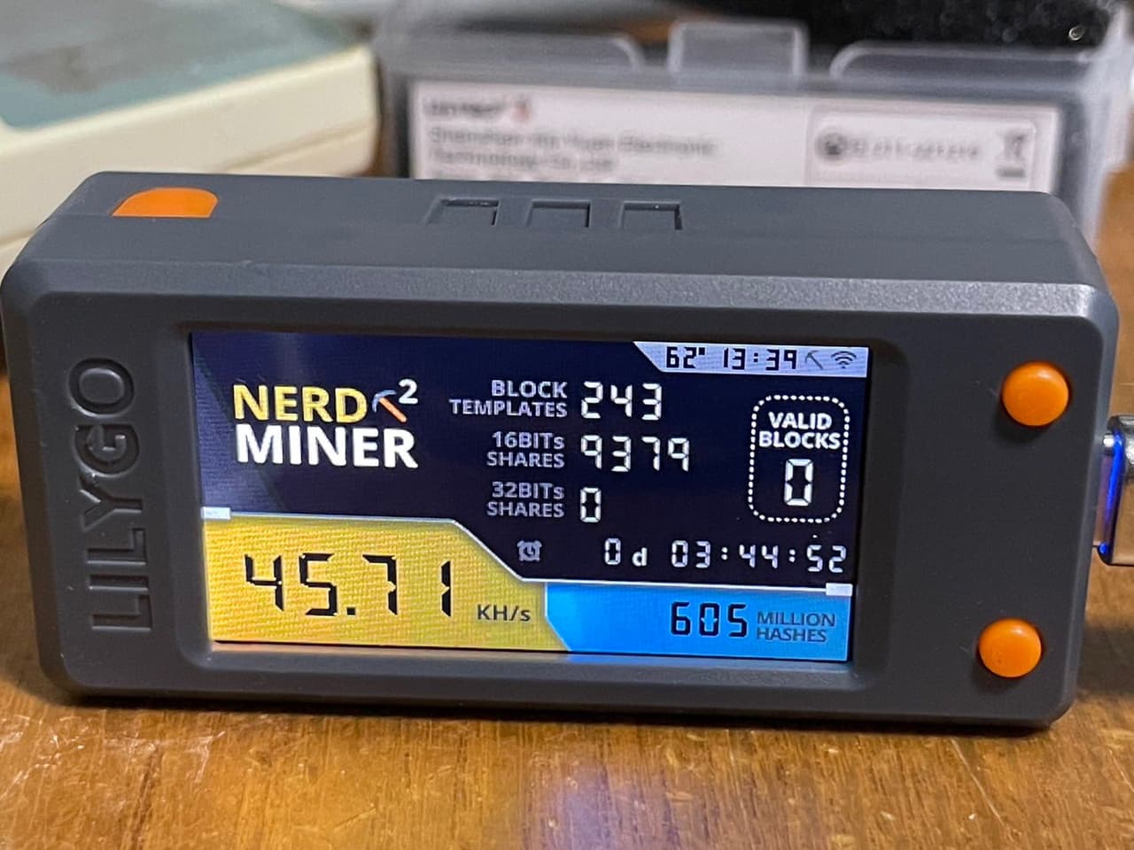 挖礦開箱樂透型礦機- 區塊鏈板| Dcard