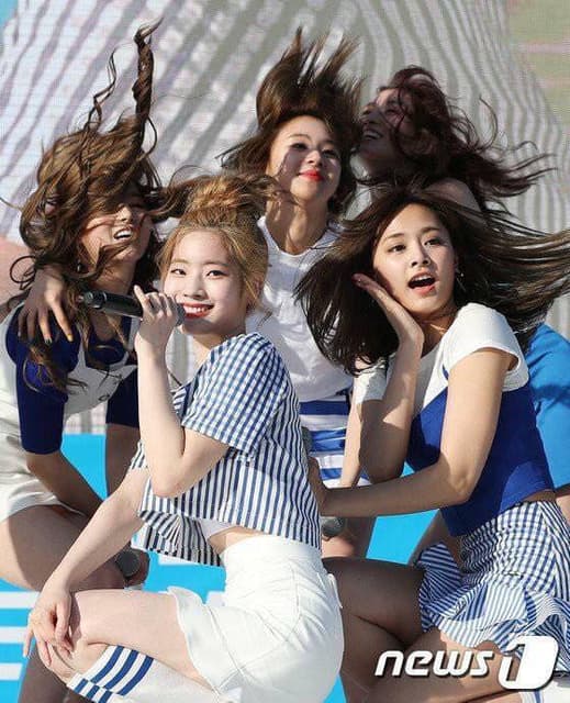 關於我飯的假酒天團TWICE 番外(影片類 - 追星板 | Dcard