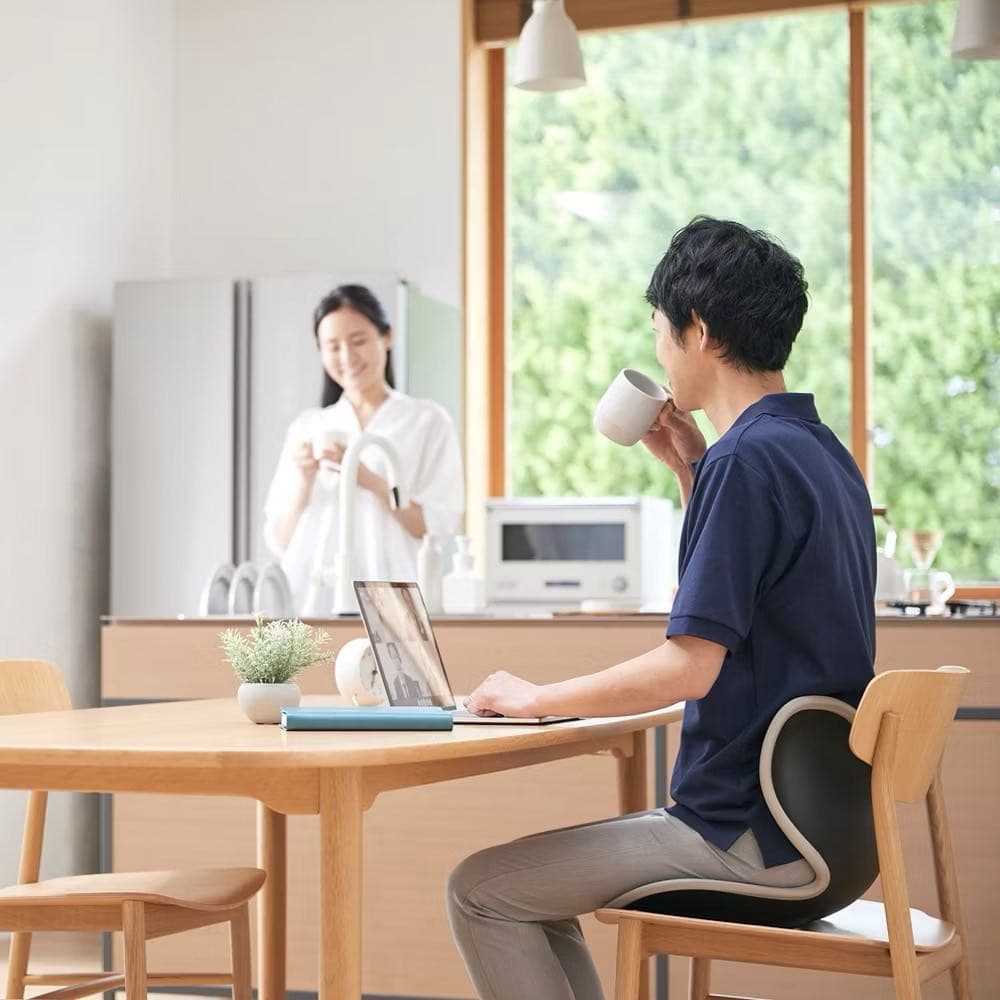 護腰坐墊推薦 Top5:改善坐姿、舒緩腰痛必備!人體工學椅墊 megapx