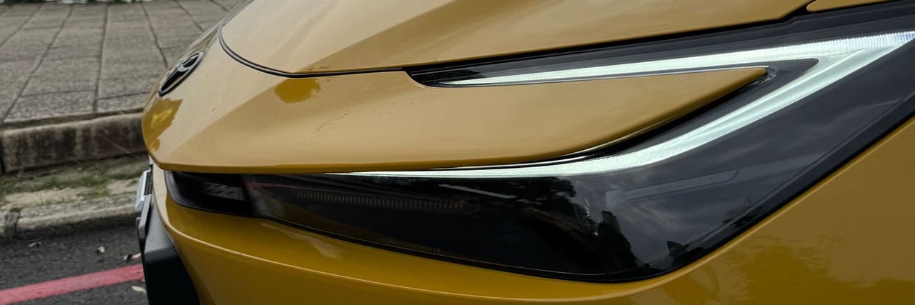 在賣T牌的過氣車手