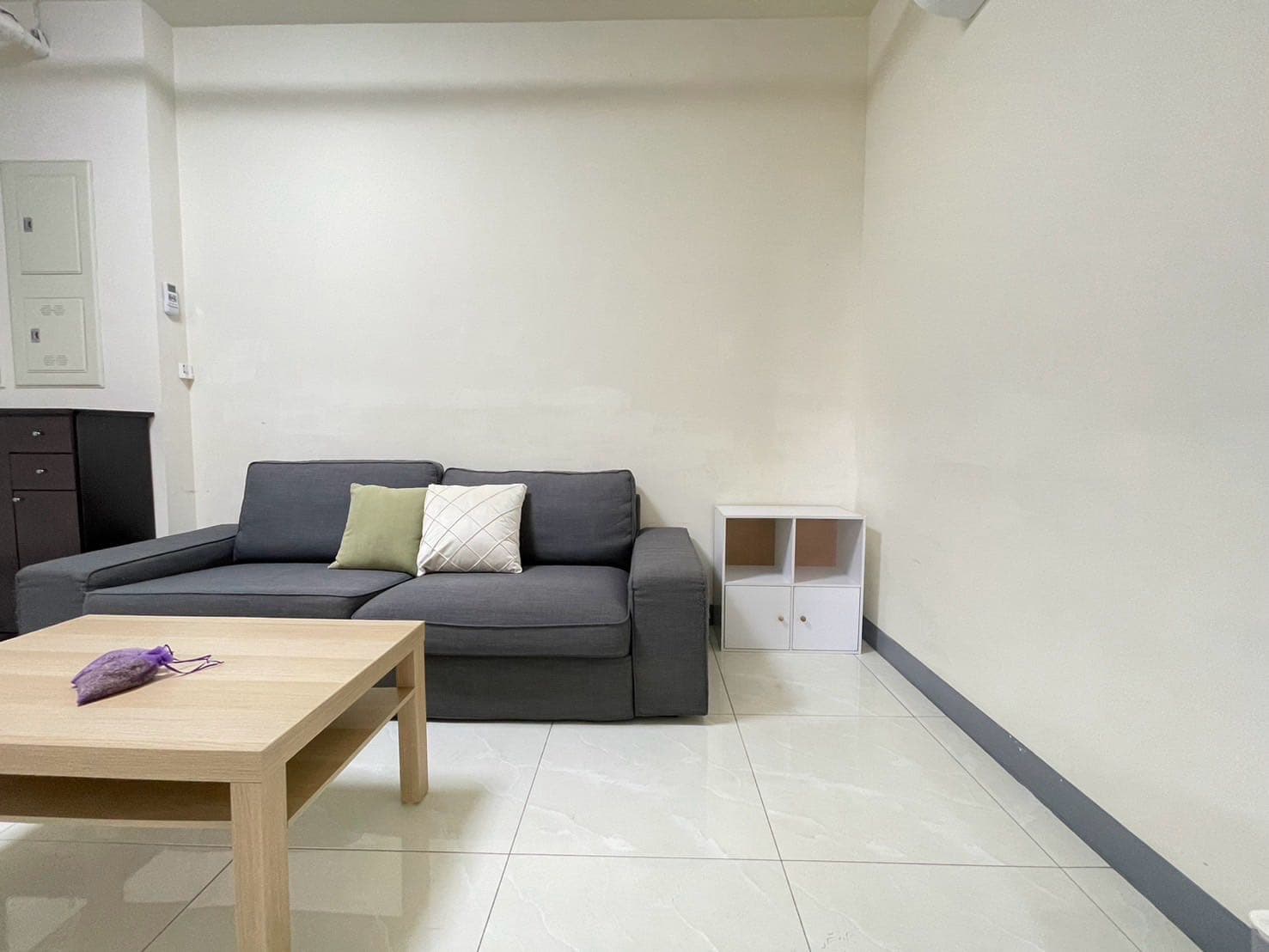 #招租  高雄高大10年內電梯大樓 - Image 1