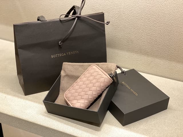 #開箱 #BV 我在大精品買小零錢包 - 精品板 | Dcard