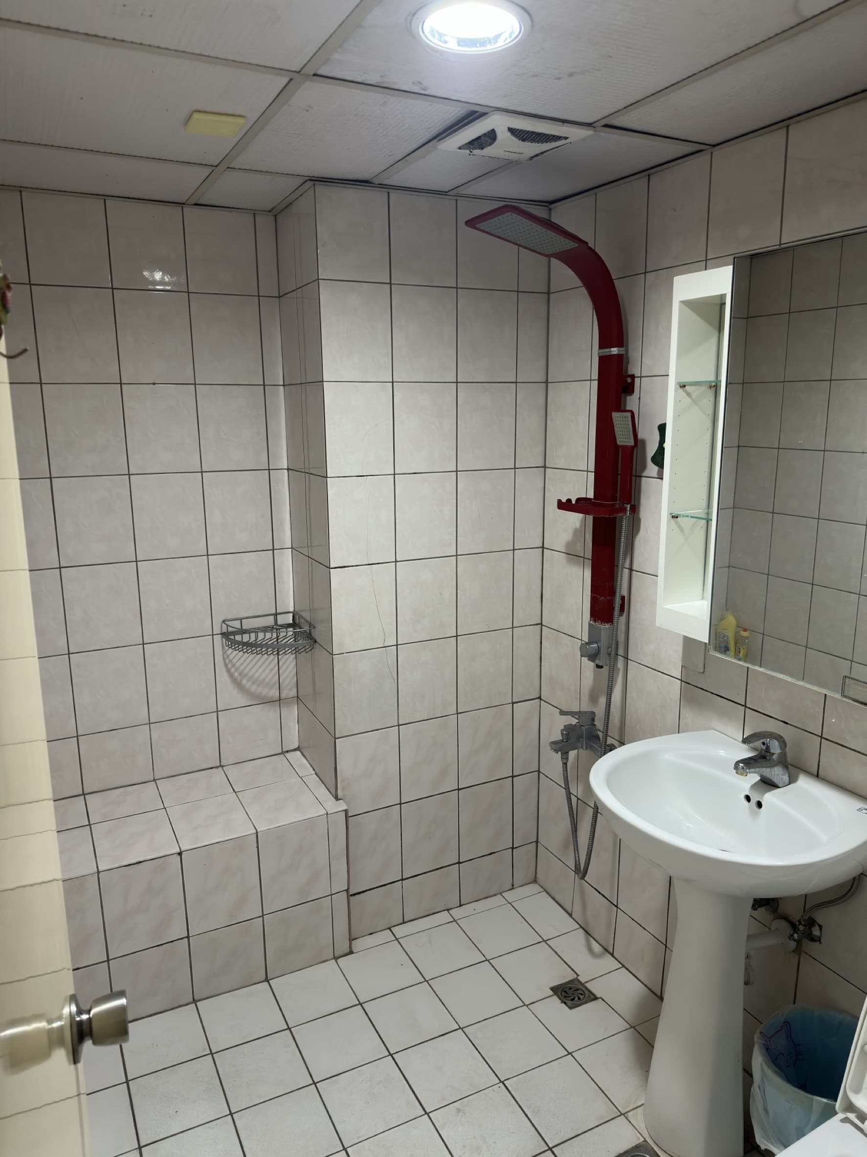 #徵租 #徵租 轉租台中便宜大套房 可租補 #招租 - Image 4