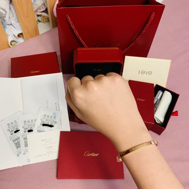 Cartier Love Dcard