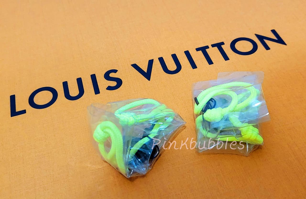 #開箱 滿滿的愛💖 Louis Vuitton - Silver Lockit公益手鏈 - 精品板 | Dcard