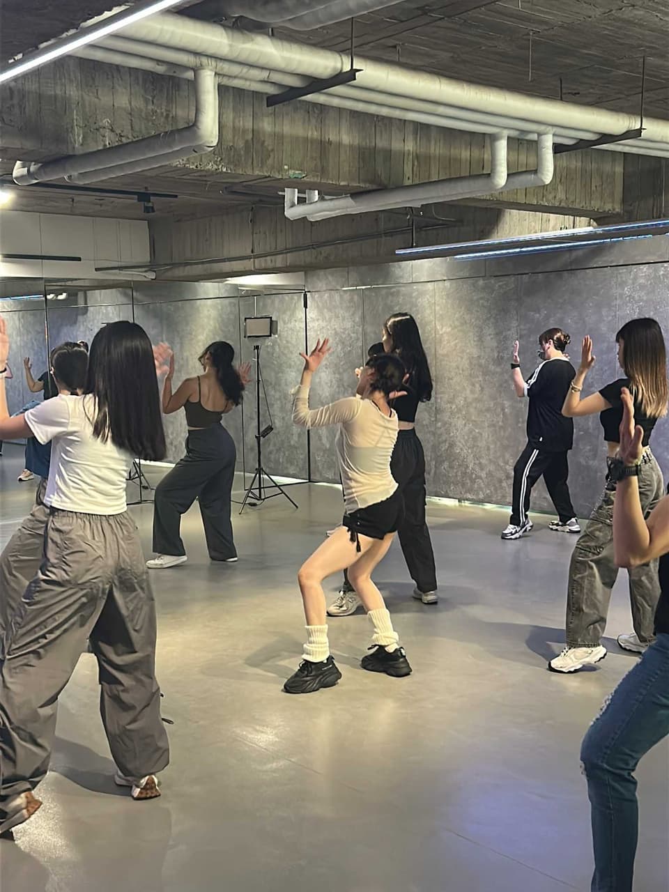 分享久坐社畜高雄KPOP零基礎舞蹈課初體驗- 舞蹈板| Dcard