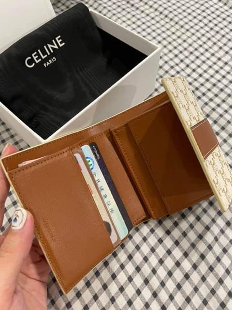 #分享 Celine白老花短夾 - 精品板 | Dcard