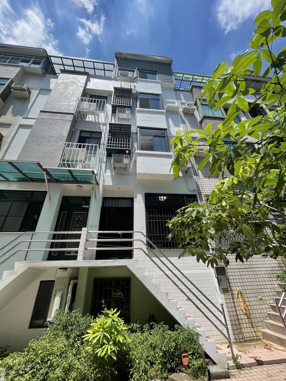 #裝潢 台南老屋翻新,67坪透天厝大改造 - 購屋板 | Dcard