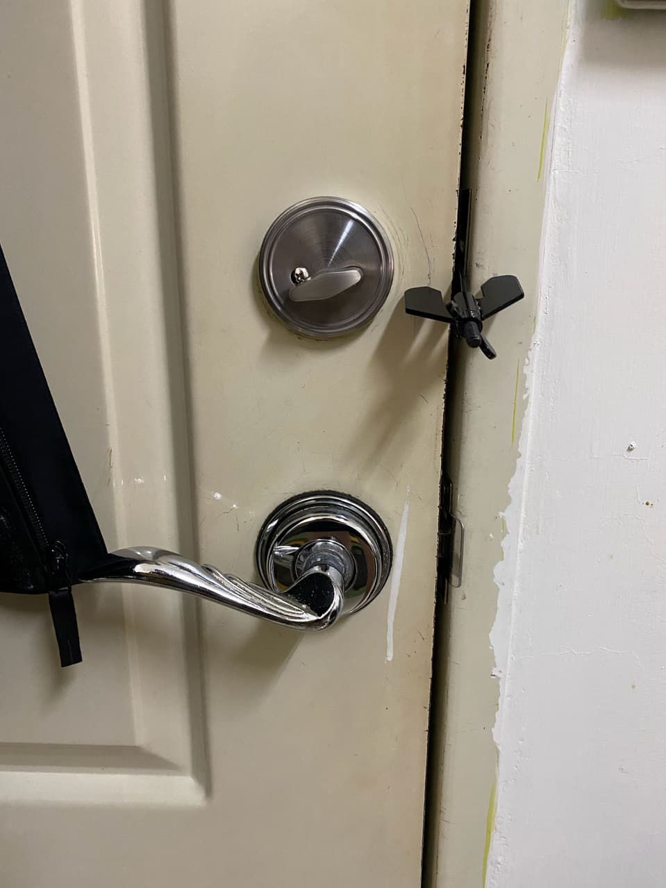 租屋疑問房門被陌生人撬開- 租屋板| Dcard