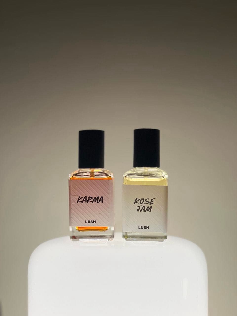 我要賣Lush香水Karma/Rose jam - 二手交易板| Dcard