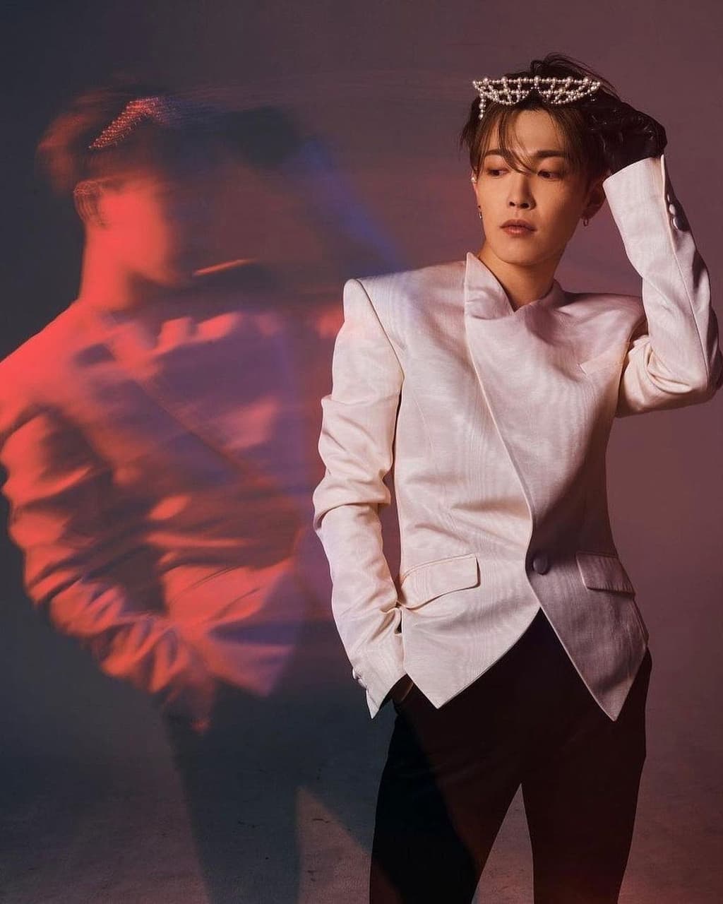 #情報 金弘中成為BALMAIN品牌大使 加入“BALMAIN ARMY” 行列 - ATEEZ板 | Dcard