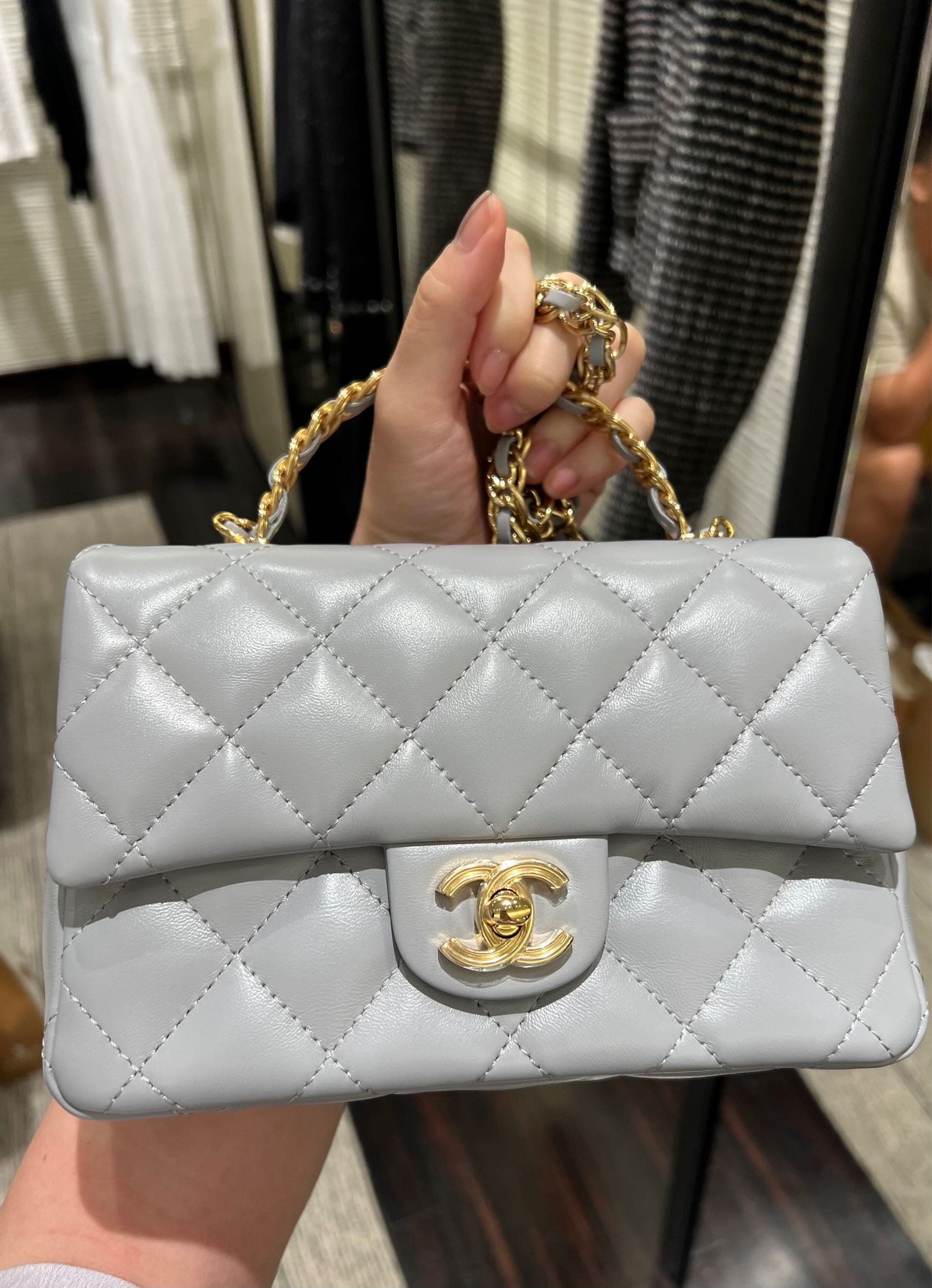 #開箱 #分享 Chanel 23S mini handle 小型手把口蓋包 - 精品板 | Dcard