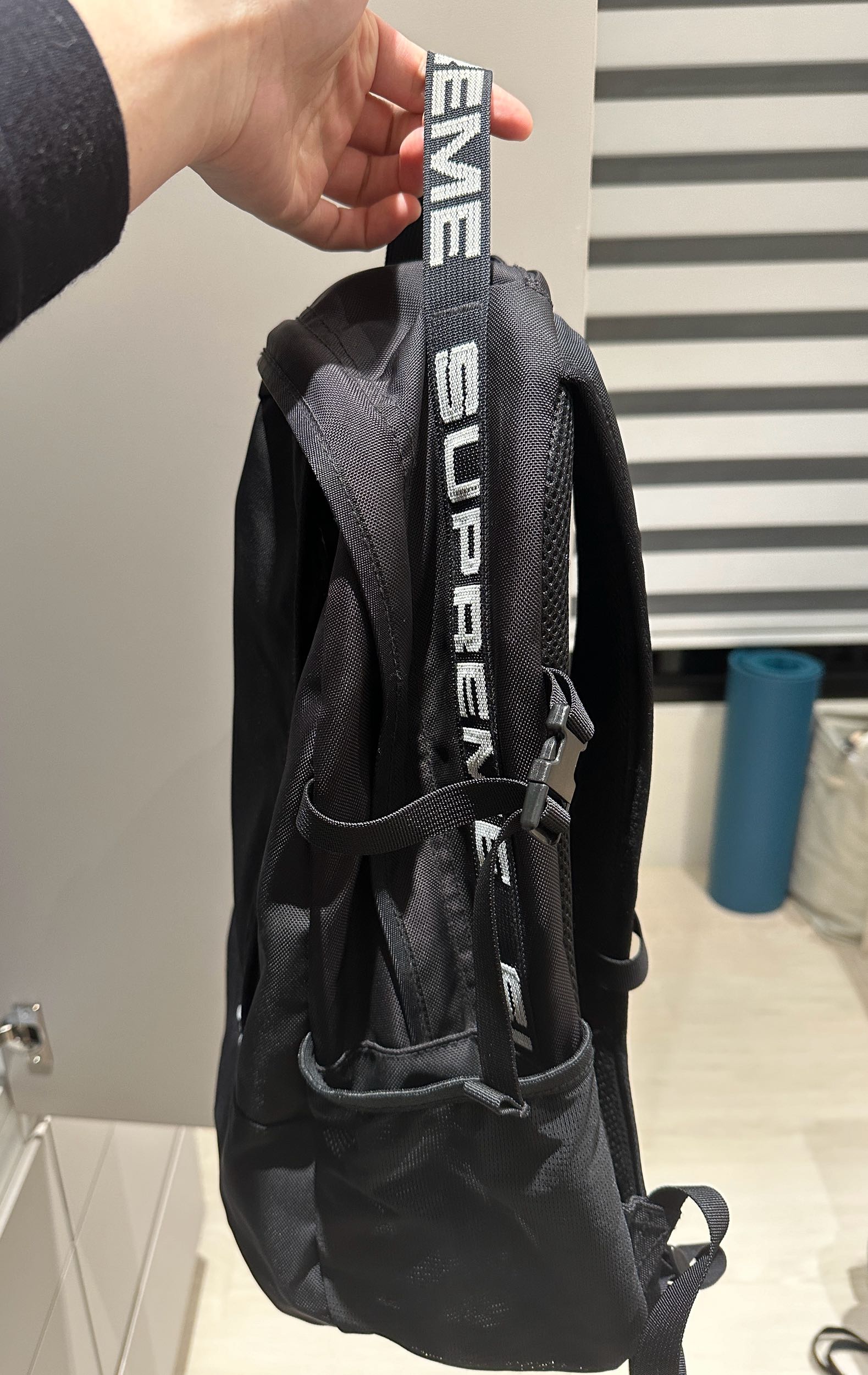 Supreme 18ss cheap 44th backpack